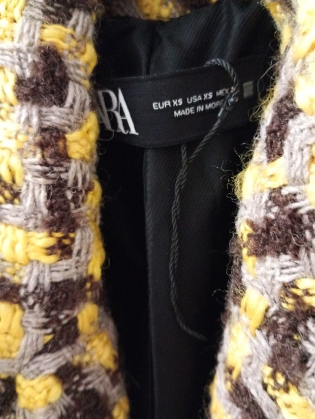 Traje Zara Chaqueta y Short Cuadros. Sin usar