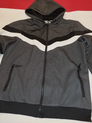 Sudadera con capucha y cremallera