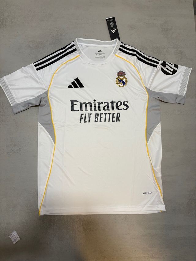 Camisola Real Madrid 25/26 Tamanho L