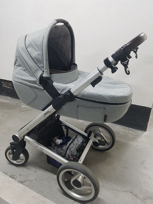 Carro Mutsy I2 silla paseo capazo y complementos