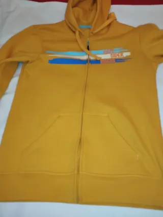 Sudadera con capucha y cremallera