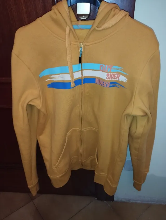 Sudadera con capucha y cremallera