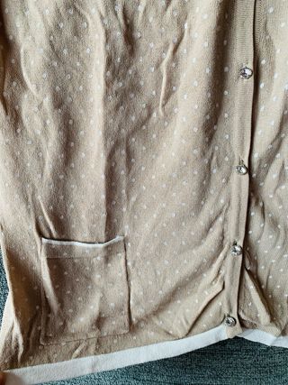 Camiseta Punto Roma beige lunares