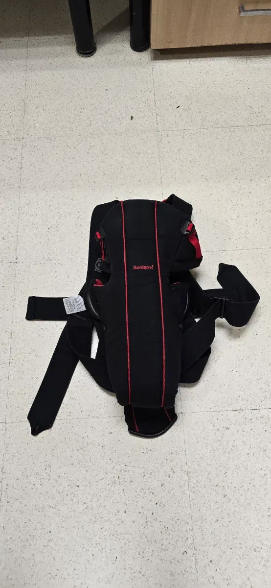 Mochila porta bebés BabyBjörn negra