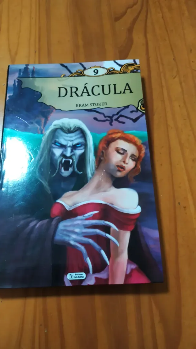 DRÁCULA