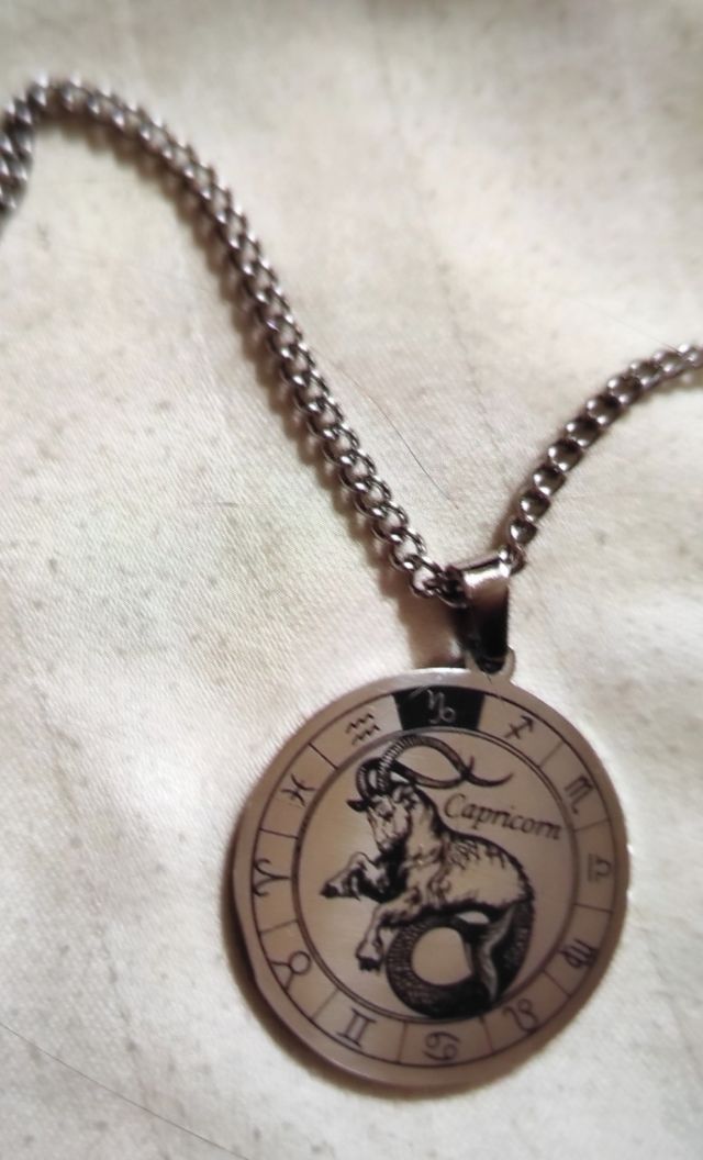 Collar Plata Símbolo Capricornio