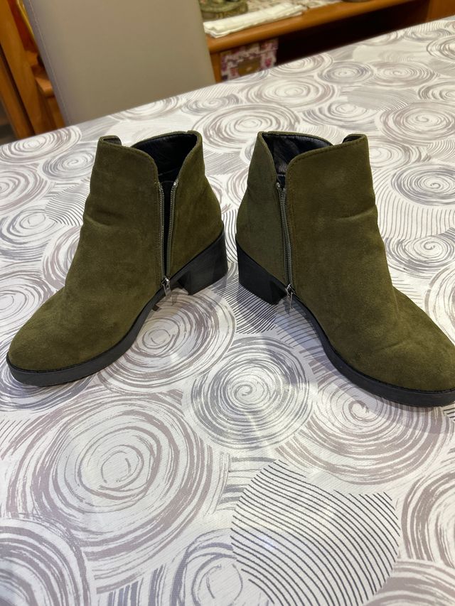 Botines verdes talla 38