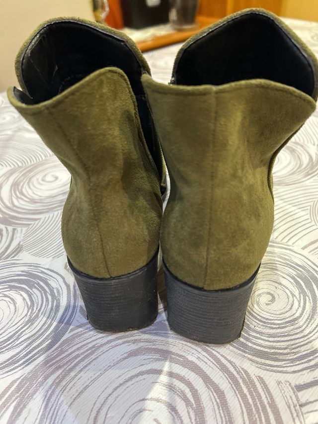 Botines verdes talla 38