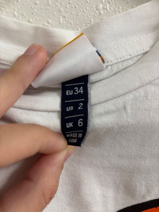 Camiseta Marca Ellesse Blanca.