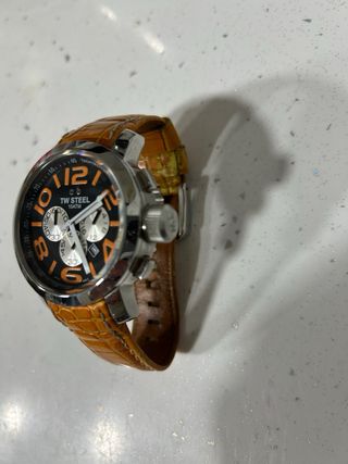 TW Steel Reloj Negro Naranja Correa Cocodrilo