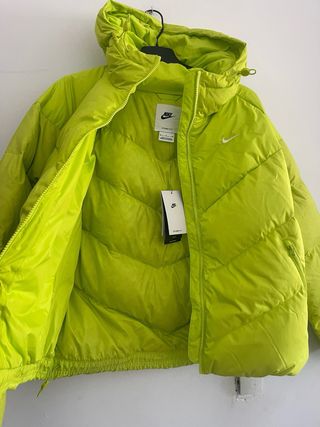 Chaqueta Nike acolchada verde neón