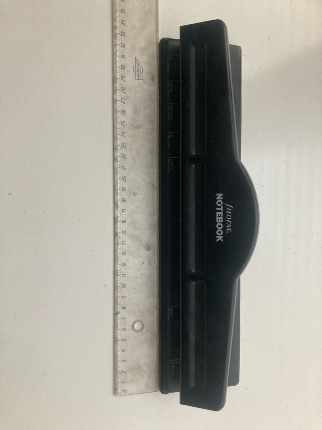 Perforadora Filofax Notebook Negra