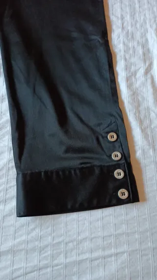 Pantalón pirata negro