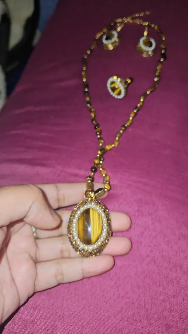 Conjunto ojo de tigre