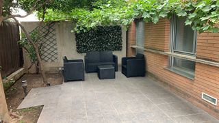 Piso planta baja con gran terraza en alquiler