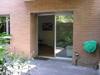 Piso planta baja con gran terraza en alquiler