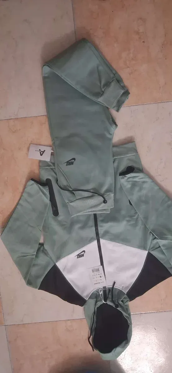 Conjunto Chándal Nike Negro Gris Blanco