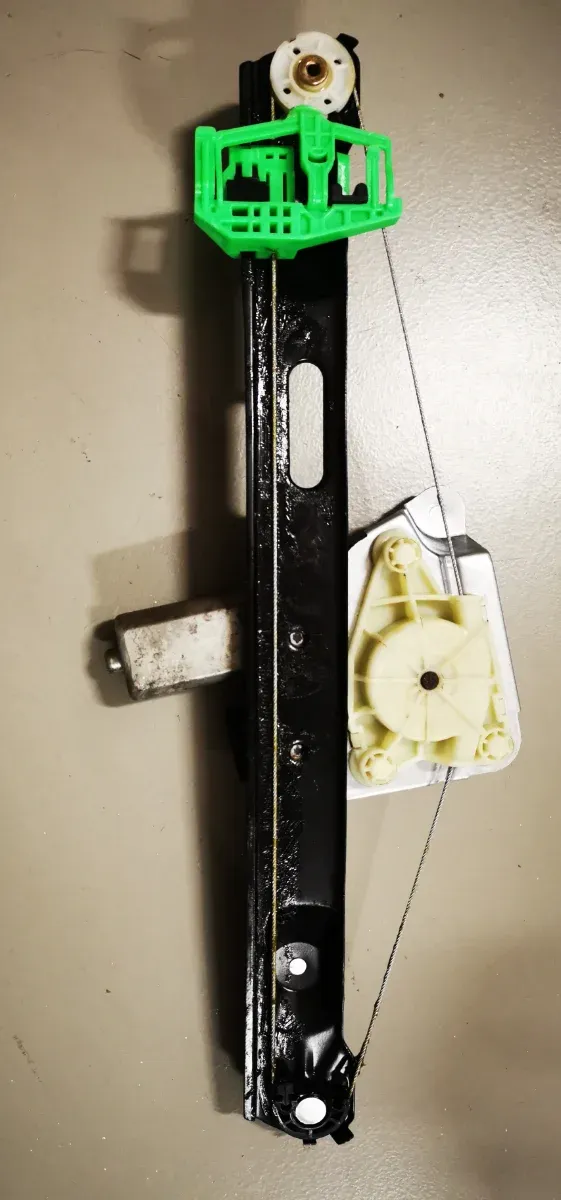 Elevalunas Trasero Dcho BMW E87 S1 513571338468