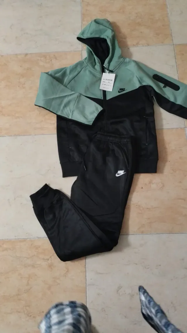 Conjunto Chándal Nike Niño Gris y Negro