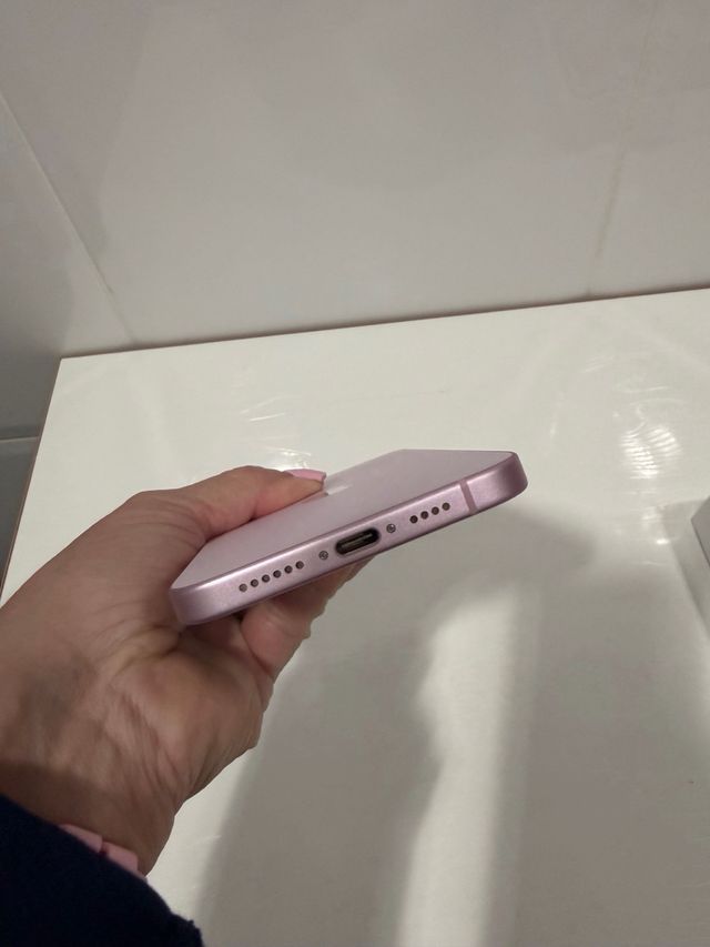iPhone 15 Plus Rosa con Garantía Apple