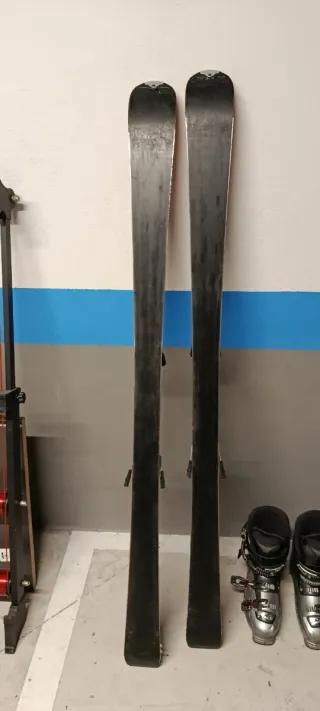 Conjunto de esquí Elan Magfire 10 y botas Nórdica.