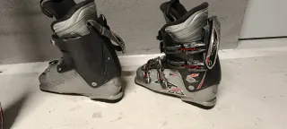 Conjunto de esquí Elan Magfire 10 y botas Nórdica.