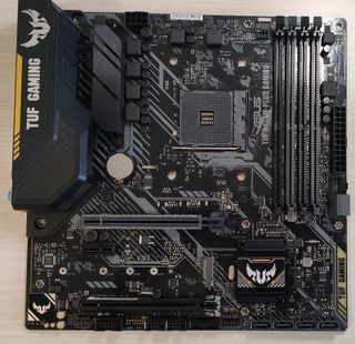 Placa Base ASUS TUF B450M-PLUS GAMING