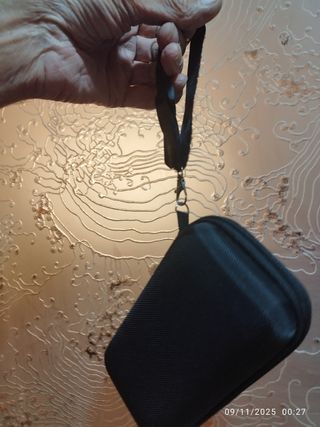 Estuche de almacenamiento para cargador