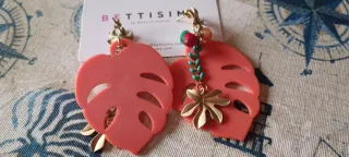 Pendientes Hoja Monstera Bettisima sin usar