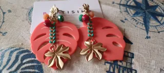 Pendientes Hoja Monstera Bettisima sin usar