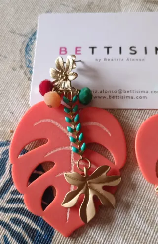 Pendientes Hoja Monstera Bettisima sin usar