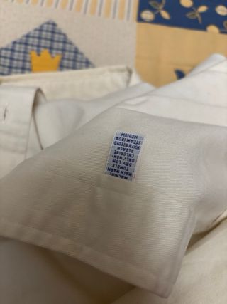 Lote de ropa y calzado de primeras marcas .