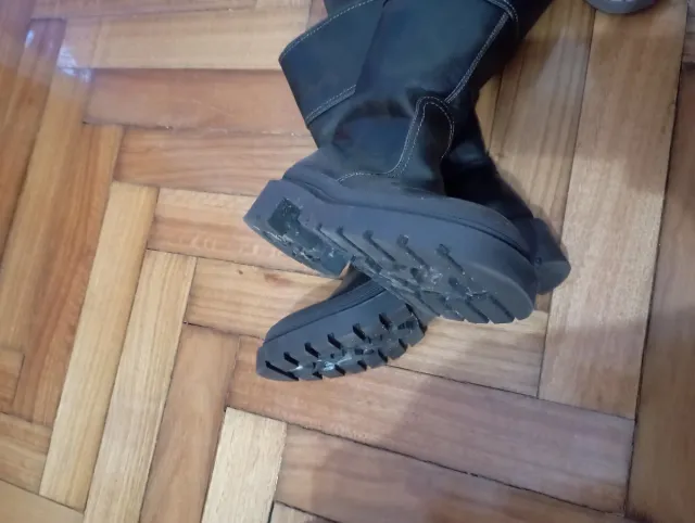 Botas de mujer altas .