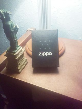 Caja Zippo Negra