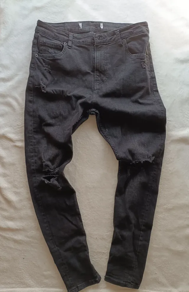 Black Distressed Skinny Jeans - Talla S