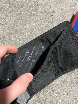 Cartera Champion Negra Gris Blanca