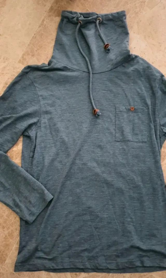 Camiseta Jack & Jones cuello alto talla XL