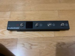 Amplificador TC Electronic RH750 Negro