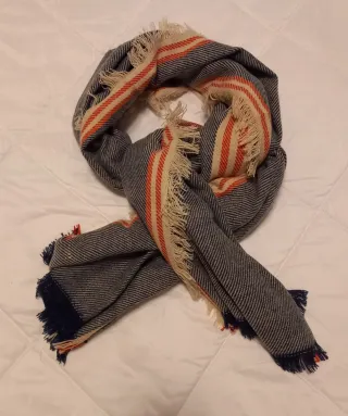 BUFANDA UNISEX nueva