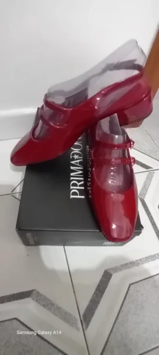 Scarpe rosse vernice n.38 mai usate