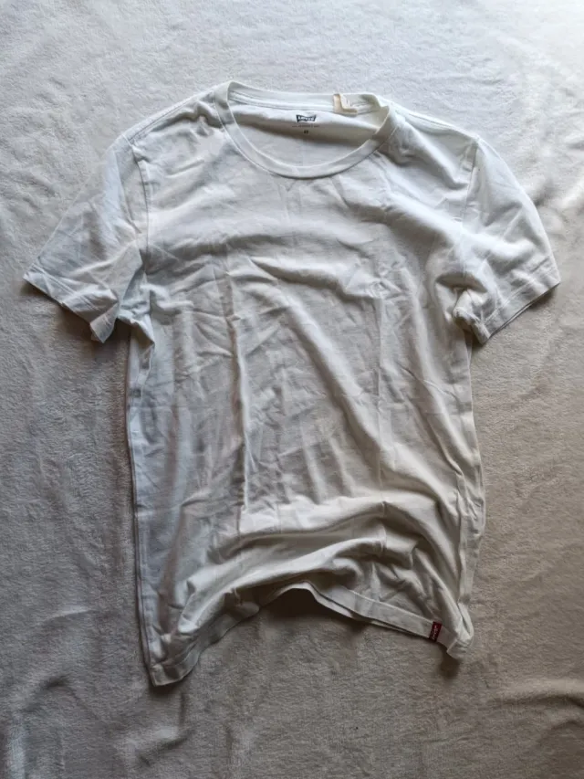 Levi's Classic White T-Shirt - Talla XS - Premium
