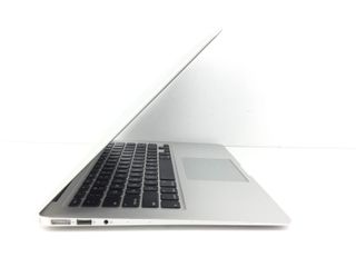 portatil apple apple macbook air core i5 1.8 13 (2017) (a1466)