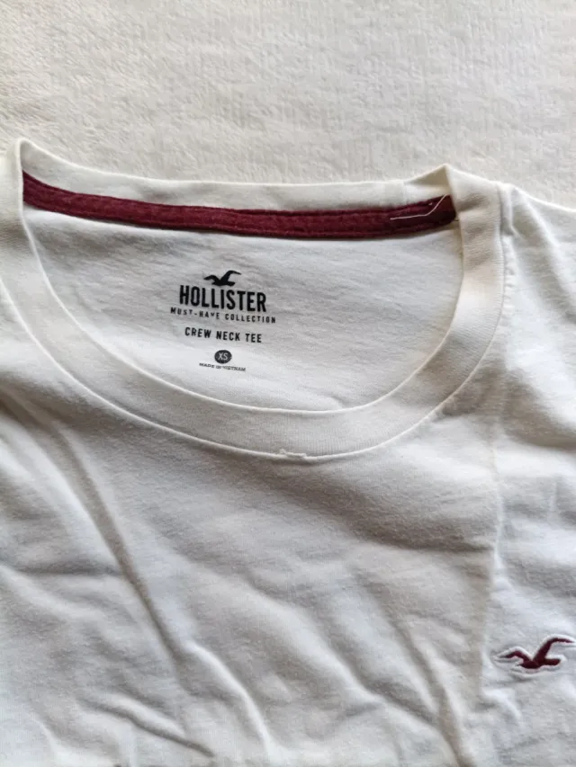 Hollister Classic White T-Shirt - Premium