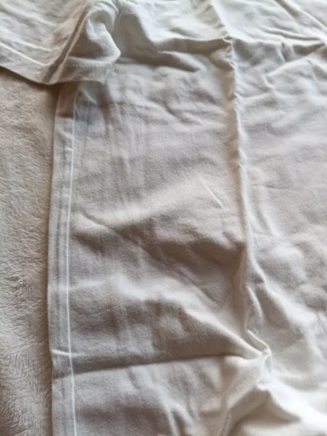 Hollister Classic White T-Shirt - Premium