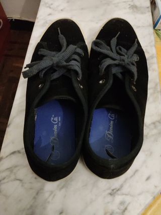 Tenis negros para hombre