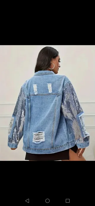 Cazadora vaquera desgastada con lentejuelas