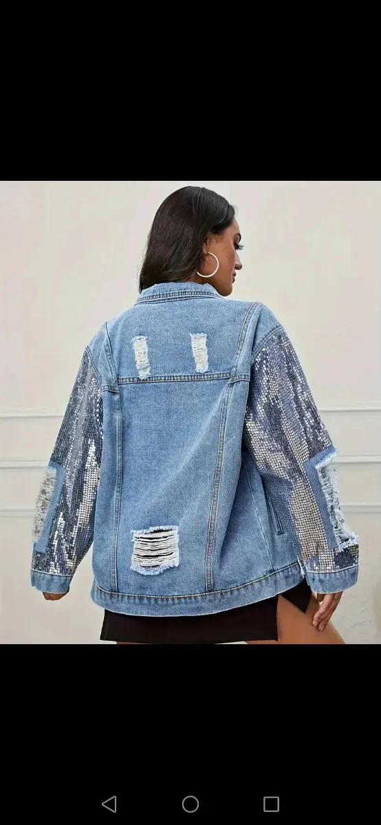 Cazadora vaquera desgastada con lentejuelas
