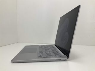 pc portatil microsoft 2033