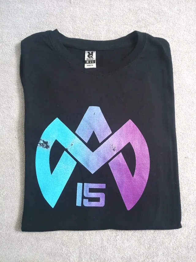 Camiseta manga corta, negra marca "Roly" talla "M"