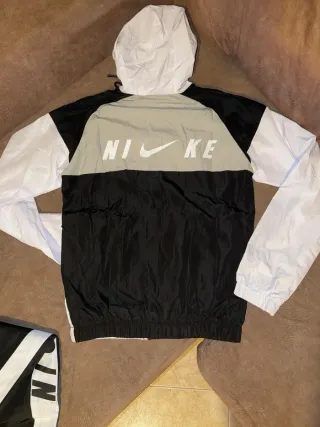 Conjunto Nike Chaqueta y Pantalón